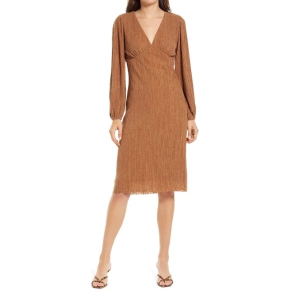 All in Favor Dresses & Skirts - All IN FAVOR PLISSE EMPIRE WAIST DRESS ❤️IN STORES❤️